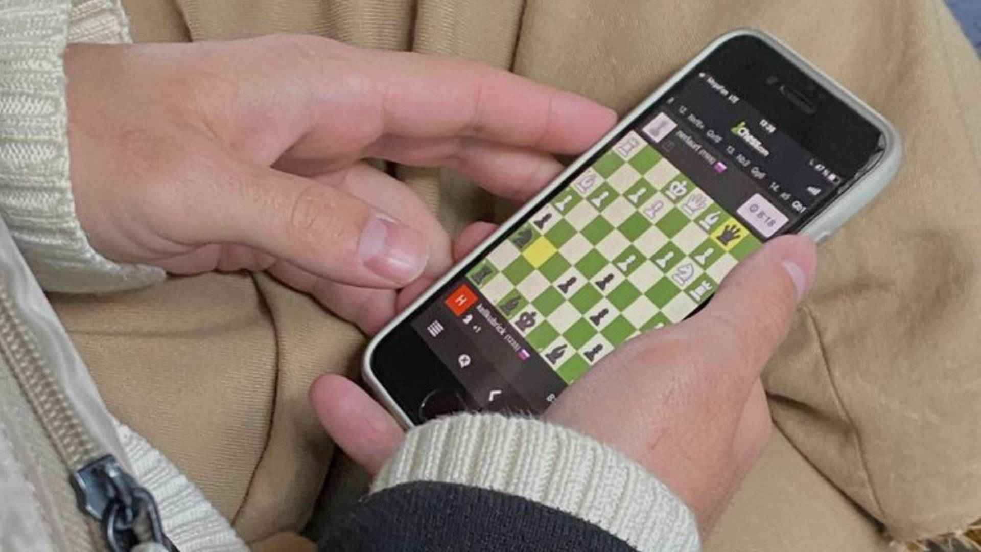 Winning Performance in Competitive Baccarat Gaming
